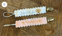 Load image into Gallery viewer, Paci Clip