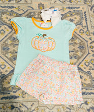 Load image into Gallery viewer, Untitled Aug28_06:59