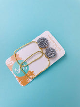 Load image into Gallery viewer, Glitter Top Hoops: Rose/Mix / Round