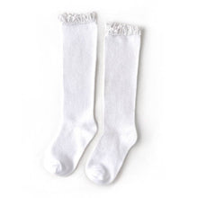 Load image into Gallery viewer, White Lace Top Knee Highs: 4-6Y
