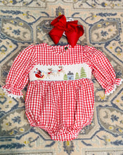 Load image into Gallery viewer, Santa’s Coming Long Sleeve Bubble
